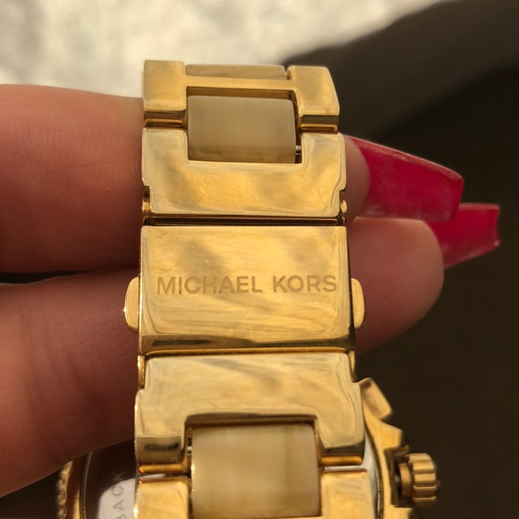 Michael Kors watch - Picture 8 of 16
